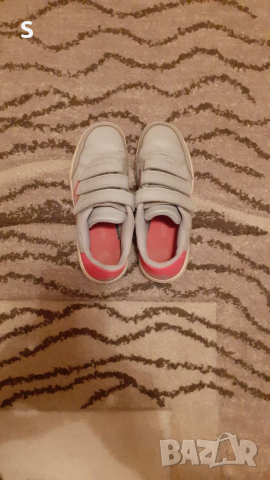 Маратонки Адидас 32н, снимка 4 - Детски маратонки - 36289161