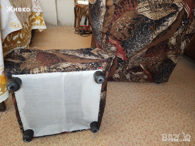 Продавам холна гарнитура , снимка 13 - Дивани и мека мебел - 53140797