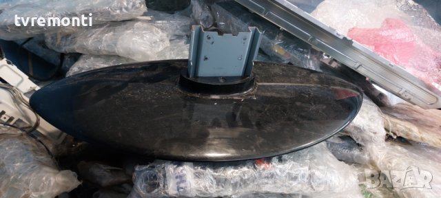 телевизор TOSHIBA модел 32AV833G оригинална стойка