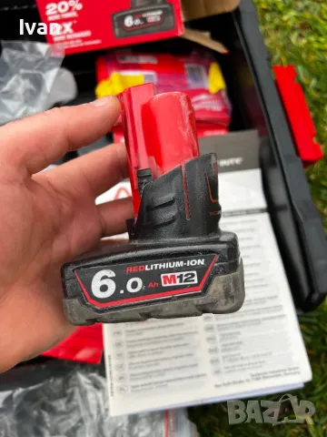 Батерия/Аксесоари Milwaukee , снимка 4 - Други машини и части - 48429302