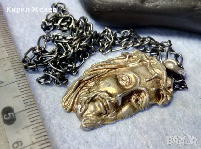 БАРЕЛЕФЕН СРЕБЪРЕН МЕДАЛЬОН с ЛИКА на ИИСУС ХРИСТОС с СРЕБЪРНА ВЕРИЖКА ОКСИДИРАНО СРЕБРО 925 - 40587, снимка 3 - Антикварни и старинни предмети - 49328580