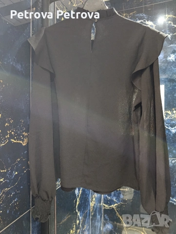 Черна блуза, снимка 3 - Блузи с дълъг ръкав и пуловери - 53606260