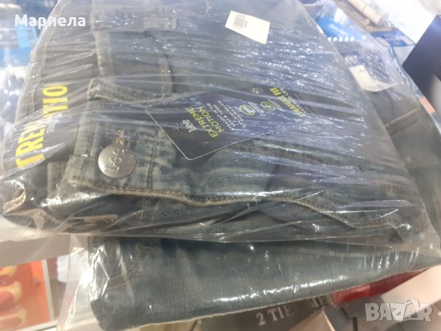 Мъжки дънки голям размер Lee Men's Big & Tall Modern Series Extreme Motion Straight Fit Jeans, снимка 7 - Дънки - 41919929