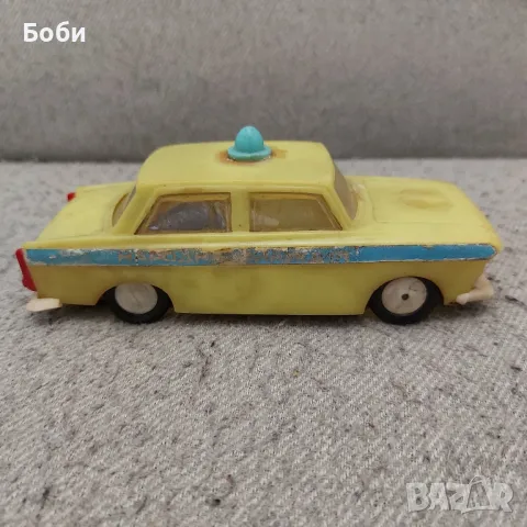 Стара Соц Българска Пластмасова Играчка Москвич Народна Милиция, снимка 8 - Колекции - 48930712