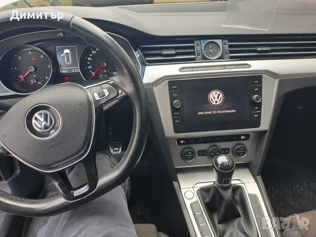 VW Passat 1.6  120кс., снимка 11 - Автомобили и джипове - 48979726