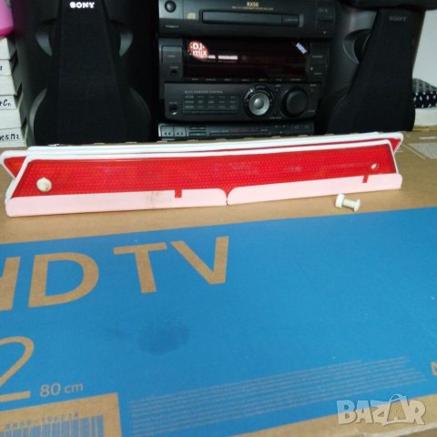 Авариен светлоотразителен триъгълник, снимка 2 - Аксесоари и консумативи - 39783524