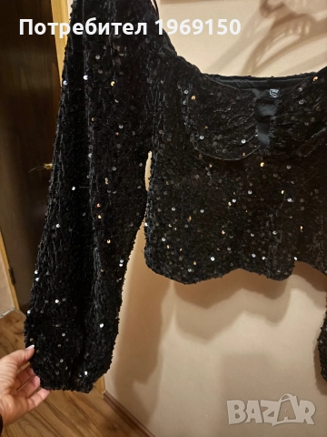 Дамска блузка с паети нова, снимка 3 - Блузи с дълъг ръкав и пуловери - 52714859