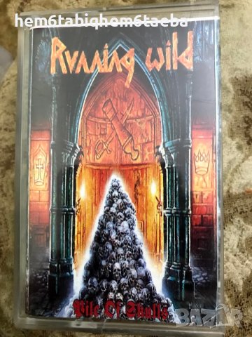 РЯДКА КАСЕТКА - RUNNING WILD - Pile of Sculls, снимка 1