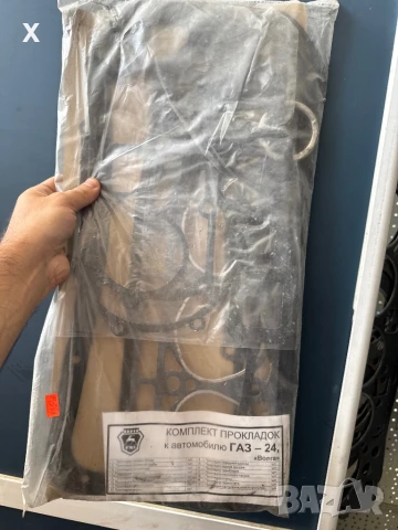 КОМПЛЕКТ ГАРНИТЪРУ ДВАГАТЕЛ ГАЗ 24 ВОЛГА 24 НОВ ОРИГИНАЛЕН