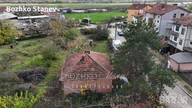 Продава се къща в Долни чифлик , снимка 3 - Къщи - 52480407