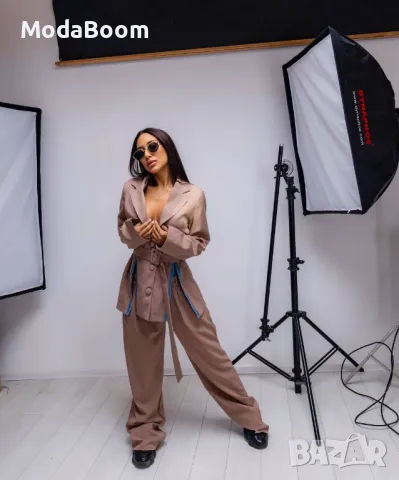 Дамски стилен кафяв комплект 