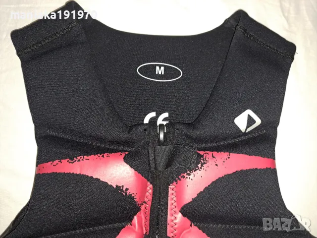 Neil Pryde VX1 Flotation Vest (М)  за кайтбординг,уиндсърф, кайт и уинг.., снимка 2 - Водни спортове - 49746710