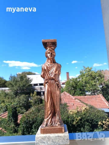 Метална, масивна статуетка на кариатида, архитектурен елемент под формата на женска фигура , снимка 3 - Статуетки - 51762161