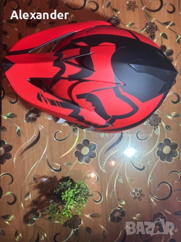 Каска FOX с очила 100%, снимка 2 - Спортна екипировка - 53747259