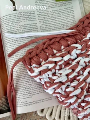 Плетени малки чанти, снимка 8 - Чанти - 49182766