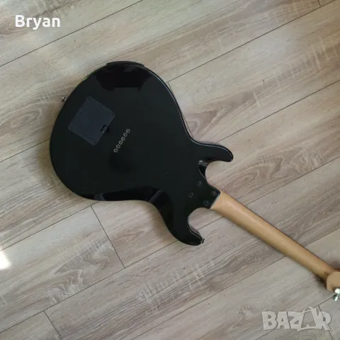 Line 6 variax 300 ел.китара, снимка 6 - Китари - 49037350