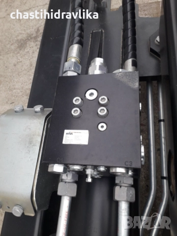 Манипулатор за контейнери HOOKLOADER Hyva T20-60s-1570, снимка 6 - Части - 52606914