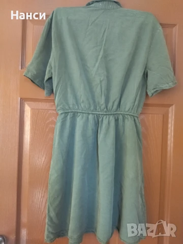 Дамски рокли S размер Stradivarius , снимка 3 - Рокли - 51398919