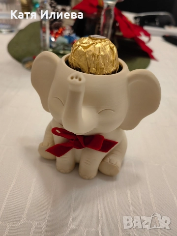 Малки слончета за маса бонбони, свещи, подаръчета за гости