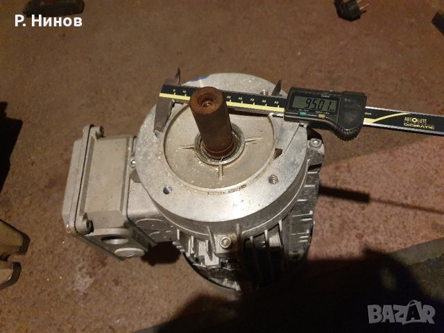 ел.двигател/ електромотор/ електродвигател 2.2 kW 1420 оборота фланец 160мм 24мм ос   борд 95 мм, снимка 2 - Електродвигатели - 41979734