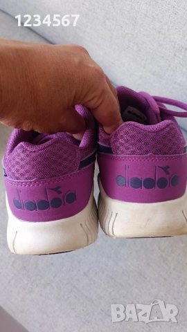 Маратонки за момиче Diadora, лилави, 38.5 номер, снимка 2 - Маратонки - 51637065