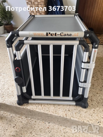 клетка за транспорт на кучета