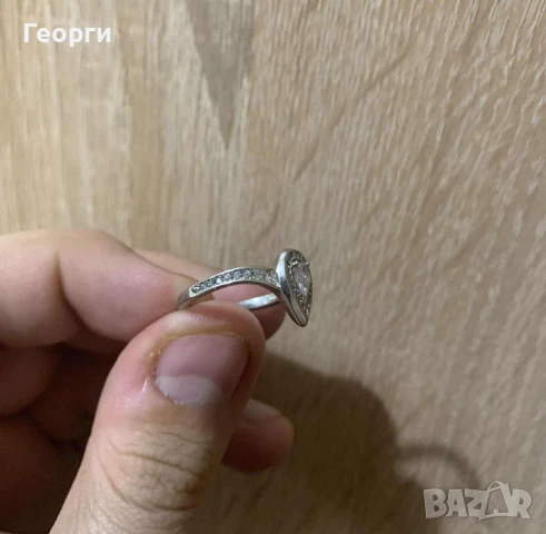 Messika пръстен с мойсанити , снимка 2 - Пръстени - 51424785