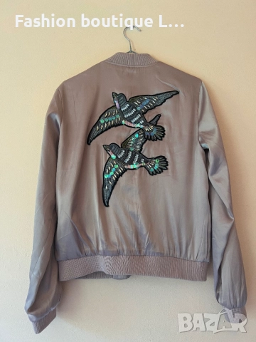 Сатенено якенце тип бомбър с уникален гръб с бродерия от мъниста и пайети М размер с джобове CULTURE, снимка 2 - Якета - 51667315