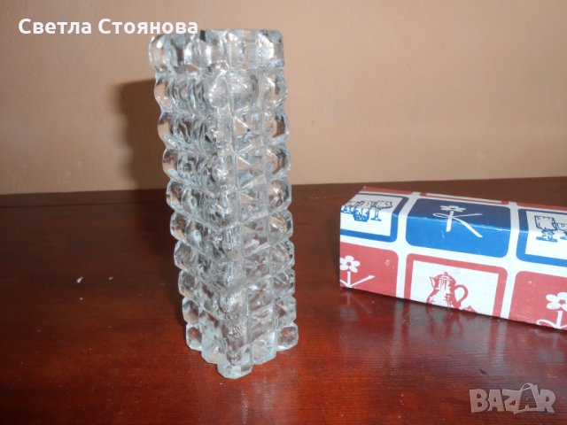 Стъклени вази