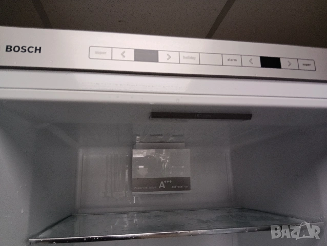 Иноксов комбиниран хладилник с фризер Бош Bosch А+++ с две години гаранция!, снимка 9 - Хладилници - 53346087