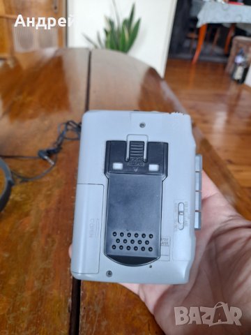 Стар уокмен Аiwa, снимка 5 - Антикварни и старинни предмети - 40521405