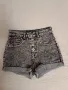 Дънкови панталонки в размер С, снимка 1