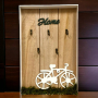 Голяма дървена кутия за ключове с 5 куки и декорация колело//серия VINTAGE HOME