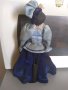Малка керамична кукла на стойка, снимка 3