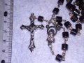 РИМОКАТОЛИЧЕСКА ОГЪРЛИЦА МОЛИТВЕНА БРОЕНИЦА ХЕМАТИТ със СРЕБРИСТИ РАЗПЯТИЕ и ДВУСТРАННА ИКОНКА 26370, снимка 10