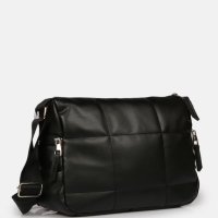 Удобна и практична дамска мека чанта с дълга дръжка 22х14см, снимка 1 - Чанти - 44398673