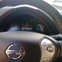 Nissan Leaf , снимка 2 - Автомобили и джипове - 44172386