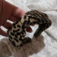 Пухена диадема с леопардов принт, снимка 1 - Аксесоари за коса - 39303155
