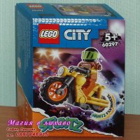 Продавам лего LEGO City 60297 - Каскадьорски мотоциклет за разрушаване, снимка 1 - Образователни игри - 34391082