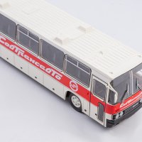 Ikarus 250.59 автобус 1977 - мащаб 1:43 на Съветски Автобуси нов в кутия Икарус от метал, снимка 8 - Колекции - 37865239