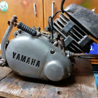 Yamaha Dt 125 двигател, снимка 1 - Части - 36365869