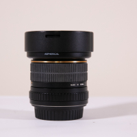 Lens Samyang 8mm f/3.5 Fish-eye CS  EF-S /EOS/  , снимка 7 - Обективи и филтри - 44630326