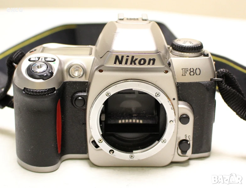Фотоапарат Nikon F80, снимка 1
