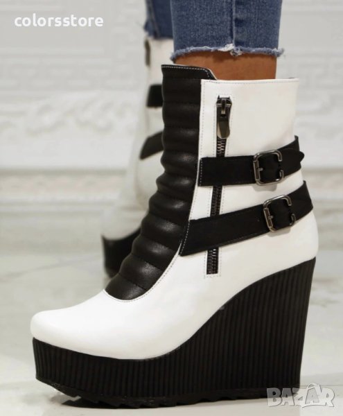 Боти на платформа - бяла кожа с черно ходило - B2001, снимка 1