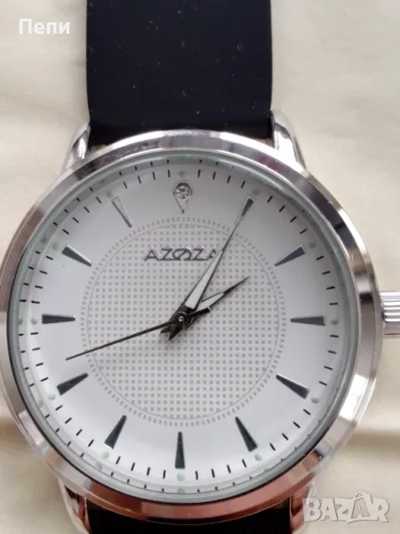 Часовник със силиконова каишка, снимка 1