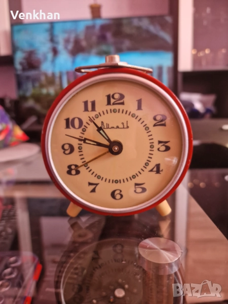 Стар Руски будилник-Витяз., снимка 1