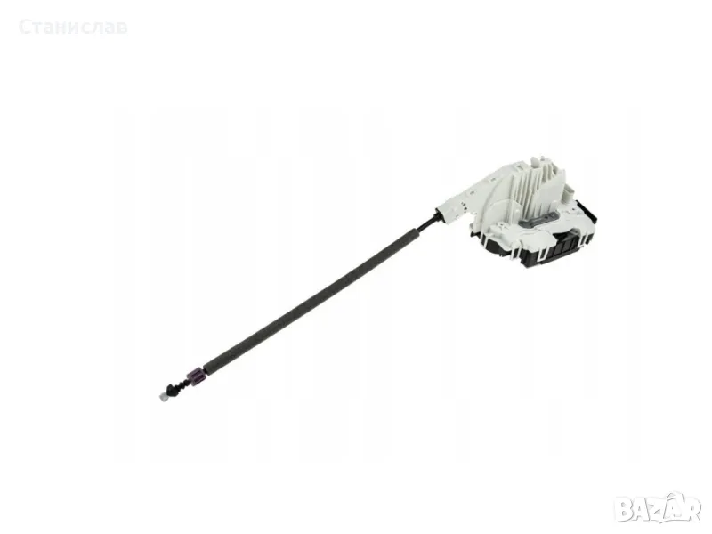 Mercedes CLS W218 Брава за предна лява врата , снимка 1