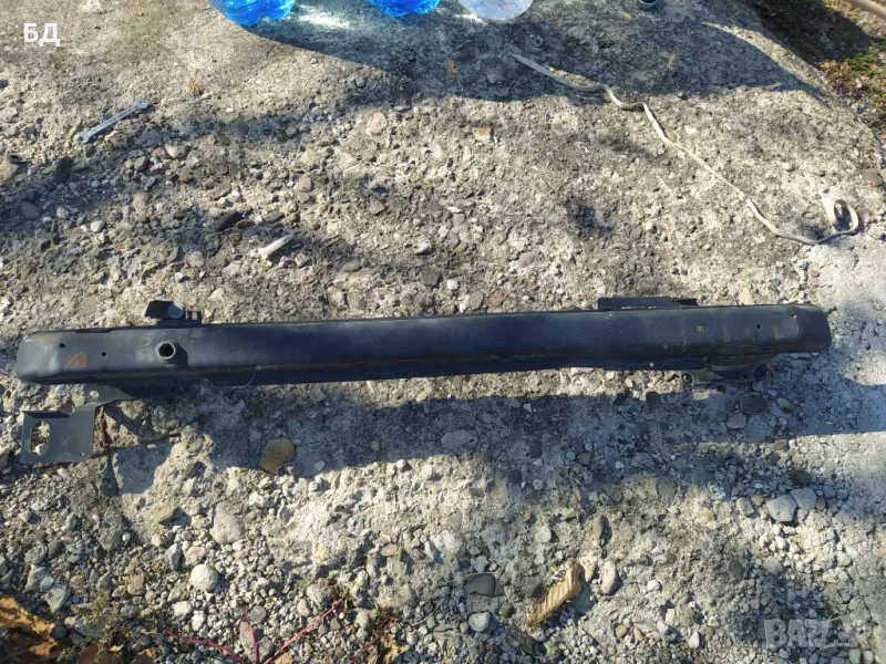 Основа за предна броня за Пежо 307, снимка 1