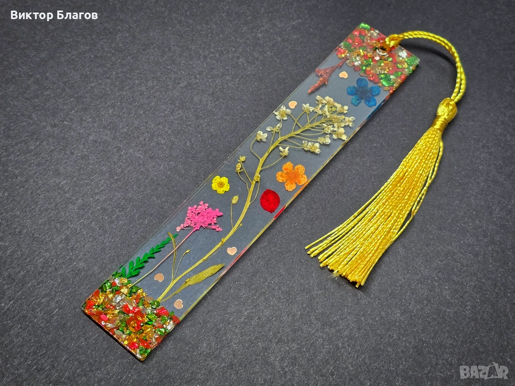 Книгоразделител от епоксидна смола с цветя, снимка 1