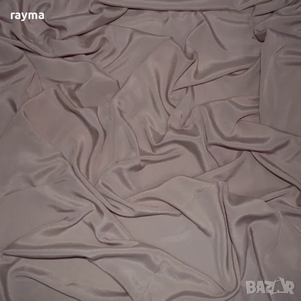 Плат италиански креп цвят пепел от рози, снимка 1